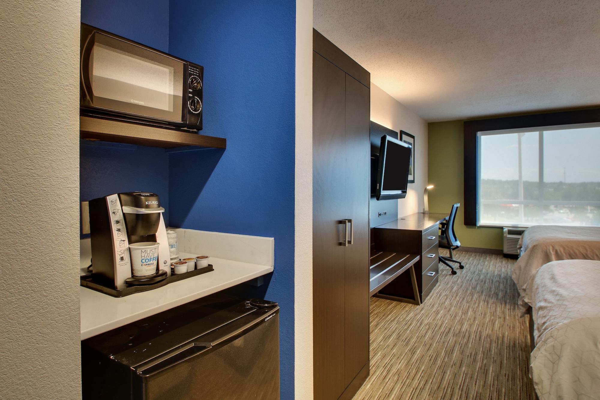 Holiday Inn Express Georgetown By Ihg Exteriör bild