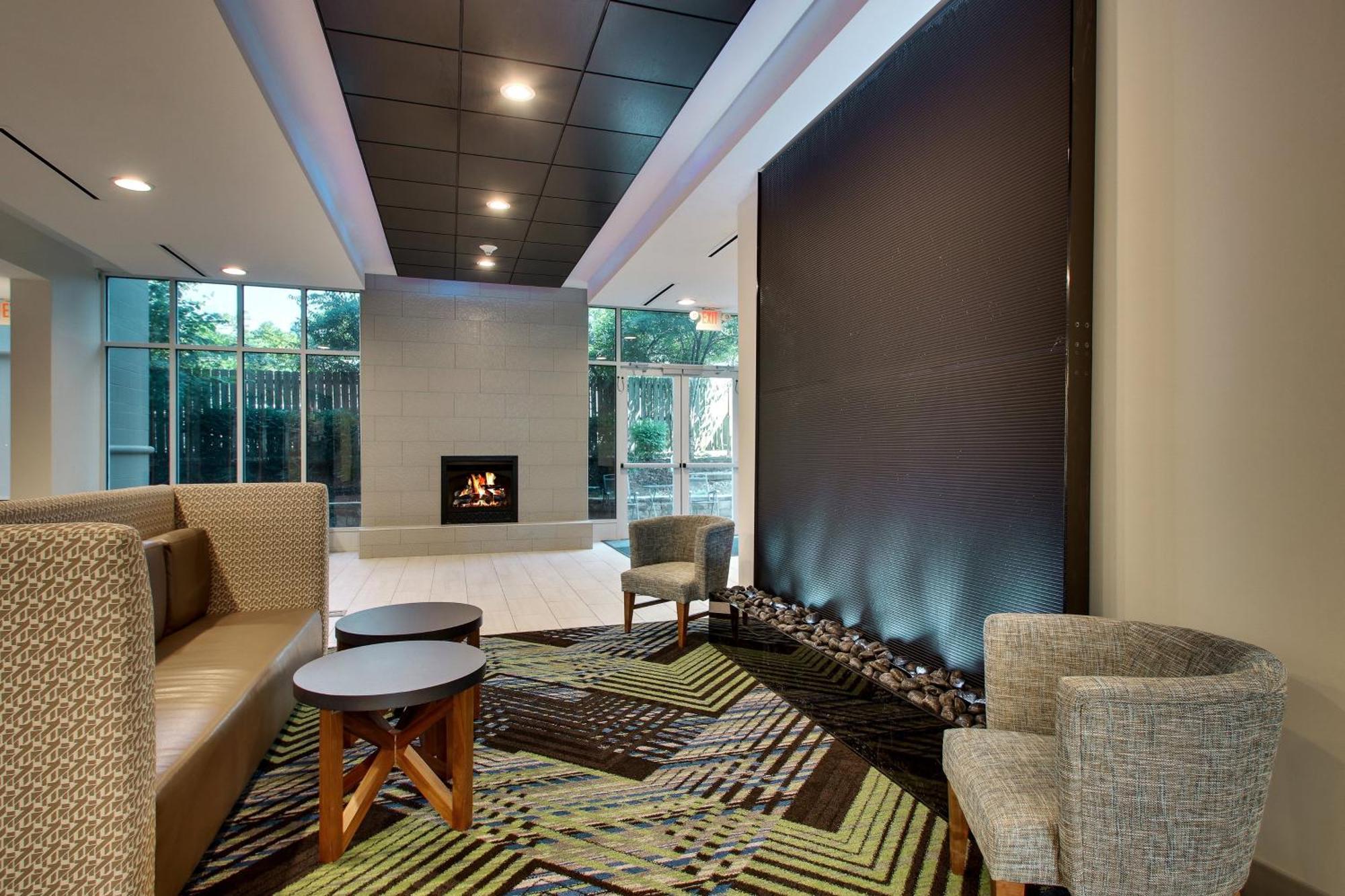Holiday Inn Express Georgetown By Ihg Exteriör bild