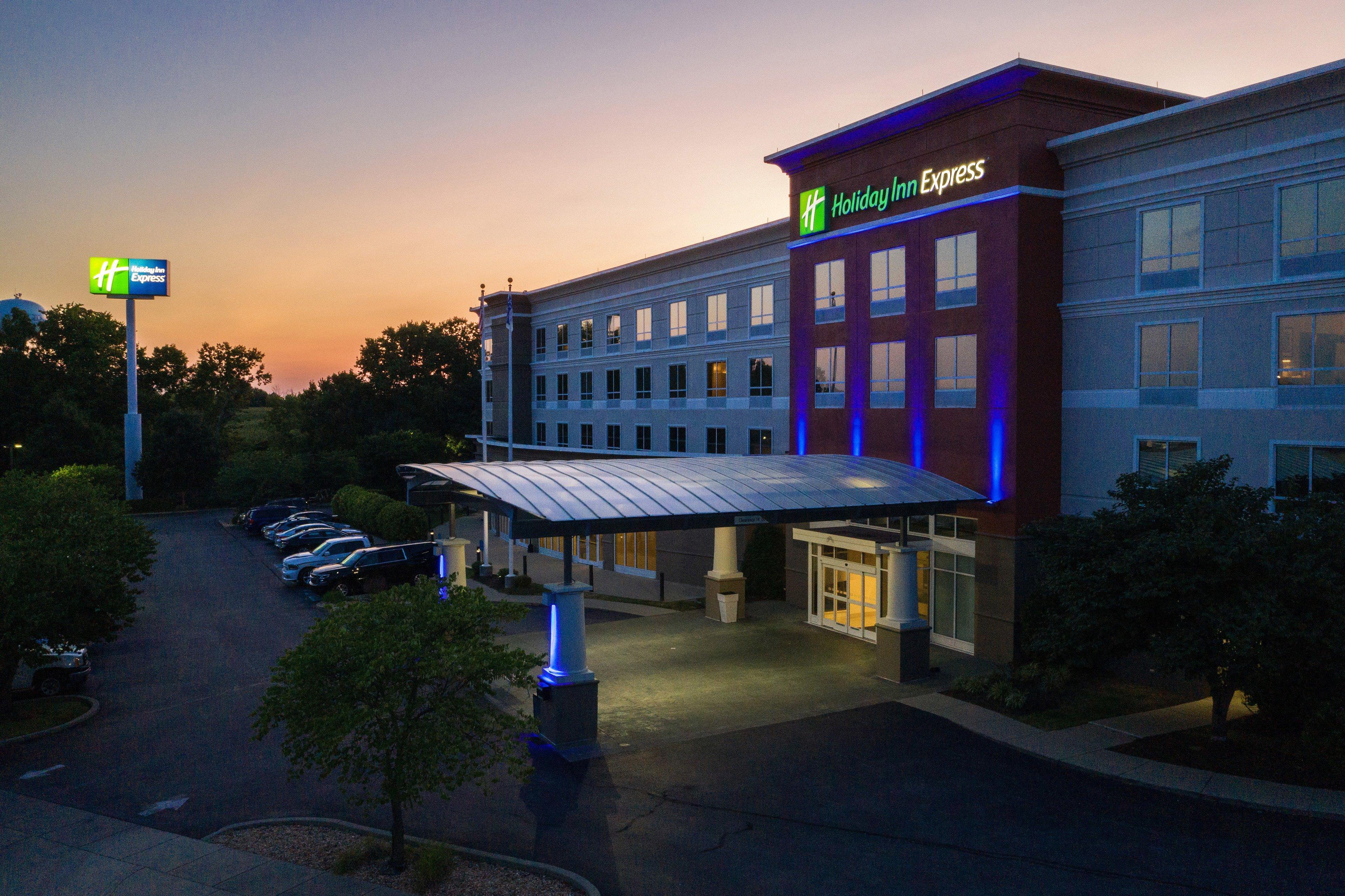 Holiday Inn Express Georgetown By Ihg Exteriör bild